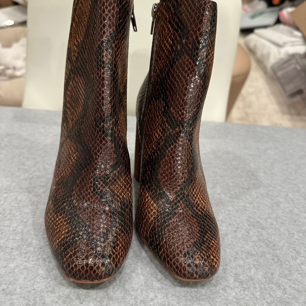 Zigi Soho Faux Snake Skin ankle boots - Picture 5 of 8